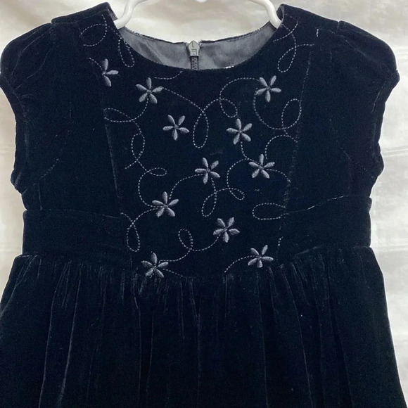 Vintage Gymboree Black Velvet Dress Silk Rayon Blend with Embroidered Flowers - Picture 2 of 6